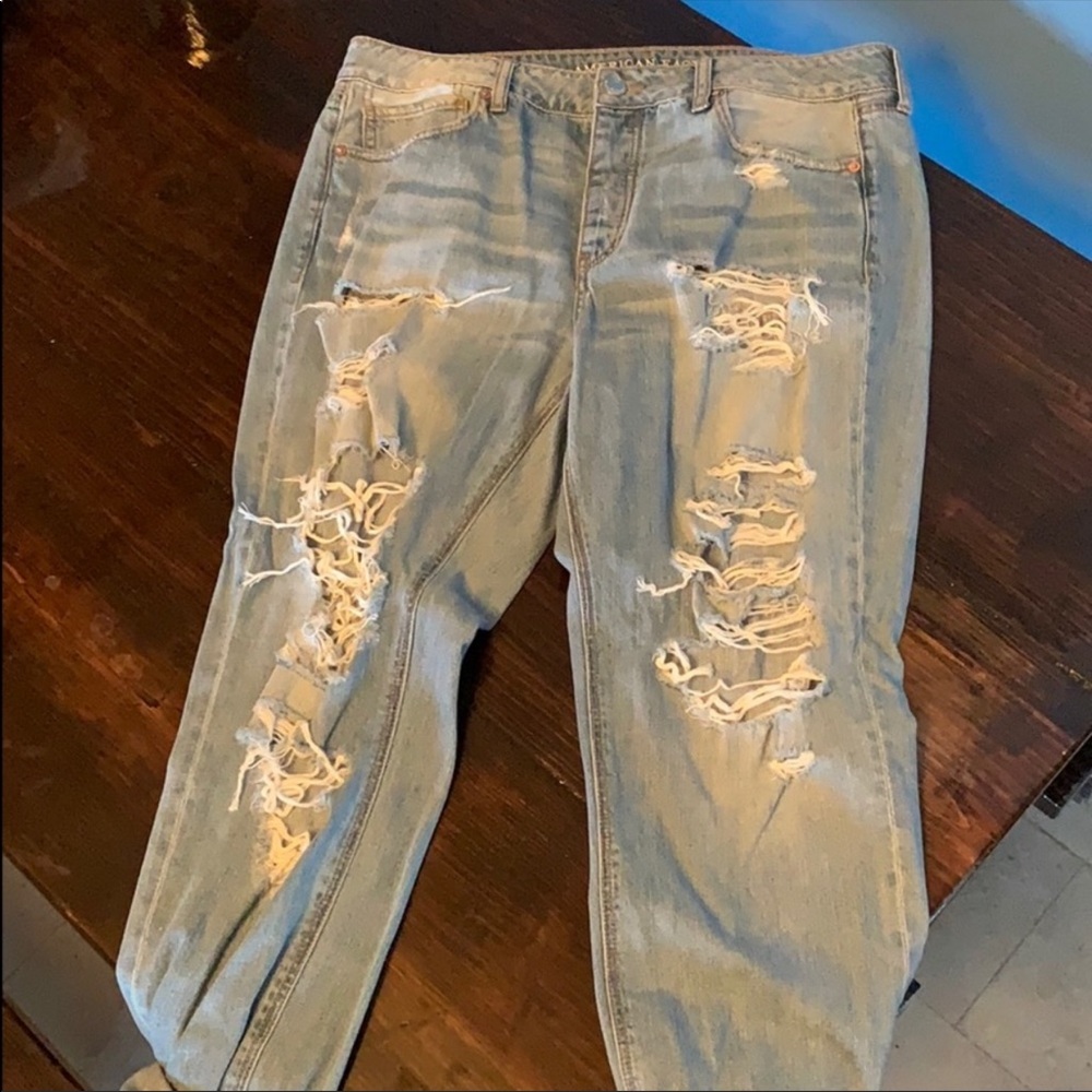 Size 14 american eagle tomgirl jeans